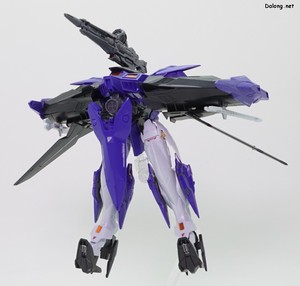 Club G Gundam Griepe - 무장을 추가 장착한 상태의 어설트 모드 (1/2)
