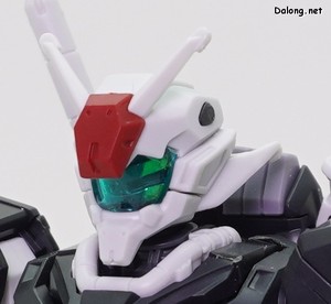 Club G 01 Gundam - 머리에만 신규 조형이 적용되었습니다.