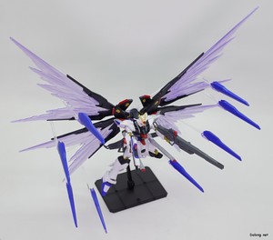 Club G Strike Freedom Gundam Type 2 & Wing of Light Effect Set - 사출된 드라군을 전면으로 향한 전탄발사 포즈 (2/3)