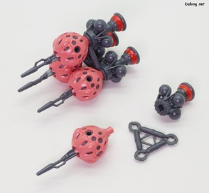 Club G Expansion Set for Red Gundam - 삼각형 조인트 파츠를 이용하여 3개씩 비트를 묶을 수 있는데요. HG 붉은 건담에 들어있던 비트 2개까지 합쳐 총 6개를 모두 써야 합니다.