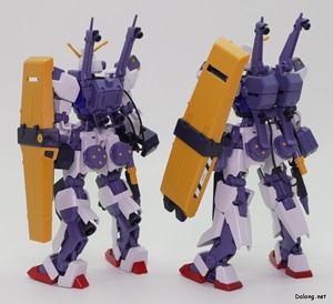 HG 1/144 Dガンダムセカンド - プレバンで発売されたD ガンダム ファーストと並べて。本体のデザインがかなり変わっています。（2/2）