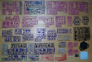 Club G Gundam Astray Mirage Frame Second Issue - Runner