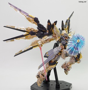 Club G Strike Freedom Gundam [Mechanical Clear] - 빔사벨 + 빔 실드 포즈 (2/3)