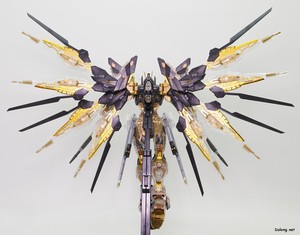 Club G Strike Freedom Gundam [Mechanical Clear] - 날개 풀 오픈 포즈 (4/4)