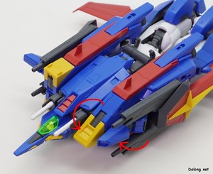 Club G Mission Pack X Type for F90IIIY Cluster Gundam - 백팩을 위와 깉이 결합한 후, 전면부 노란파츠와 어깨 상단을 위와 같이 접은 다음