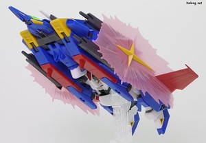 Club G Mission Pack X Type for F90IIIY Cluster Gundam - 2개의 실드를 장착한 채 스탠드에 올려본 X 포트리스 (2/2)
