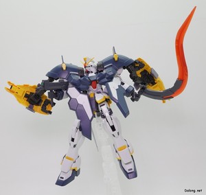 Club G Gundam Sandrock EW (Armadillo Lizard) - 미사일 포드를 분리한 상태에서의 빔 머신건 + 히트쇼텔 포즈 (2/3)