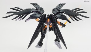 RG 윙 건담 제로 (EW) -APEX LETENDS(TM) Valkyrie Ver.- - 빔 사벨 포즈 (3/3)