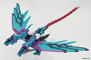 RG Gundam Epyon -APEX LEGENDS(TM) Alter Ver.- - Transformed into Mobile Armor mode (1/2)