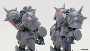 RE/100 1/100 デナン・ゾン - 柔軟な腰部（1/2）