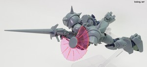 RE/100 1/100 デナン・ゾン - ビーム・シールドを一部だけ展開したポーズ（2/3）