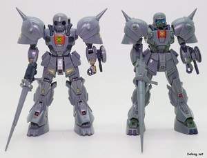 RE/100 1/100 デナン・ゾン - 1991年に発売された旧キット1/100 デナン・ゾンと一緒に。ディテールよりもプロポーションの差に時代の流れを感じます。（1/2）