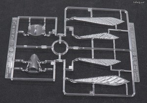 Dunbine HG Tod Dunbine - 보너스로 제공되는 투명 클리어 몸통 장갑과 날개 런너