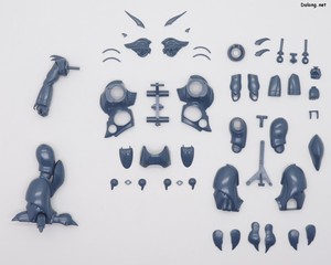 Dragonar 1/72 Dunbine Set 2 - Parts (1/8)