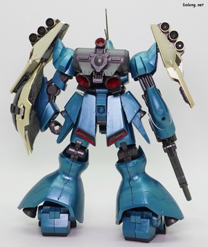RE/100 1/100 ヤクト・ドーガ (ギュネイ・ガス機) [スペシャルコーティング] - 様々な角度から (2/6)