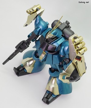 RE/100 1/100 ヤクト・ドーガ (ギュネイ・ガス機) [スペシャルコーティング] - 様々な角度から (3/6)