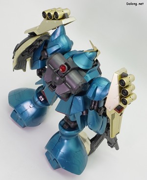 RE/100 1/100 ヤクト・ドーガ (ギュネイ・ガス機) [スペシャルコーティング] - 様々な角度から (4/6)