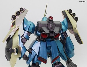 RE/100 1/100 ヤクト・ドーガ (ギュネイ・ガス機) [スペシャルコーティング] - 各部アップ (2/4)