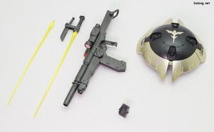 RE/100 1/100 ヤクト・ドーガ (ギュネイ・ガス機) [スペシャルコーティング] - 付属品・ファンネルギミック・可動域はすべて通常版と同じです。(1/4)