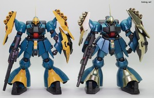 RE/100 1/100 ヤクト・ドーガ (ギュネイ・ガス機) [スペシャルコーティング] - 通常版RE/100 ヤクト・ドーガ（ギュネイ・ガス機）と並べて。