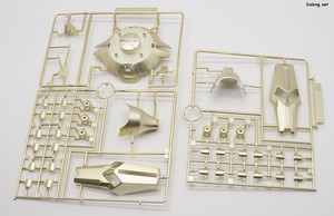 RE/100 1/100 ヤクト・ドーガ (ギュネイ・ガス機) [スペシャルコーティング] - メッキランナーは2枚だけです。