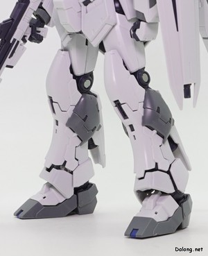 Side-F Nu Gundam (First Lot Color Ver.) - 부분 상세샷 (3/4)