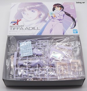 Figurerise Standard Tiffa Adill - Box 
 Open