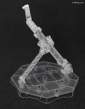 Figurerise Standard Magnagarurumon - A clear late-type Action Base 1 and dedicated joint parts are included.