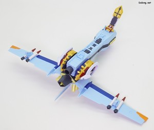 Figurerise Standard Magnagarurumon - Deploy the front mounting pins of the Sniper Phantom, then attach the flight unit. (2/2)