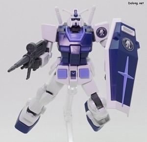 엔트리 그레이드 RX-78-2 건담 [건담베이스 컬러] - 비행 포즈 (2/3)