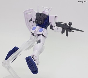 엔트리 그레이드 RX-78-2 건담 [건담베이스 컬러] - 비행 포즈 (3/3)