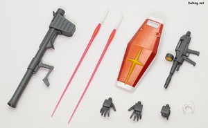 HGUC RX-78-2 Gundam [Metalic Gloss Injection] - Weapons and articulation are the same as the standard release. (1/2)