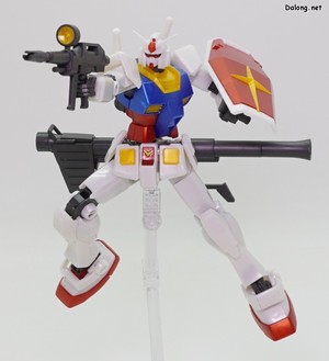 HGUC RX-78-2 Gundam [Metalic Gloss Injection] - Beam rifle firing pose (1/3)