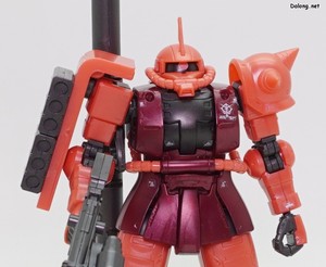 HG Char Aznable's Zaku II [Metalic] - Detail shots (1/4)