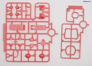 HG Char Aznable's Zaku II [Metalic] - Runner (2/6)