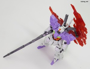 HG 1/144 ガンダムベース限定 ムーンガンダム (ロング・ライフル装備) - 様々な角度から (3/6)