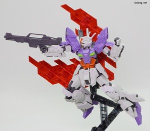 HG 1/144 ガンダムベース限定 ムーンガンダム (ロング・ライフル装備) - ビームライフルポーズ (2/2)