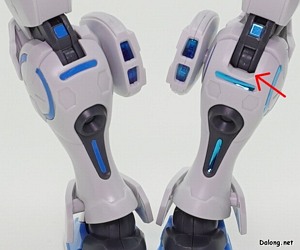 Gundam Base G-Self Perfect Pack [Reconguista in G the Movie Ver.] - 종아리 뒤쪽 장갑이 변경되면서, 무릎 가동범위가 늘어났습니다.