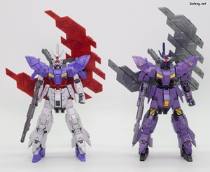 HGUC 발길 (건담 헤드 & 사이코 플레이트 탑재형) - 일반판 HGUC 문 건담과 함께. 동일한 구성에 사출색만 바뀐 케이스입니다.