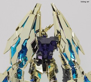 HGUC 유니콘 건담 3호기 페넥스 (디스트로이 모드) 골드 & 실버 세트 - 골드 코팅 부분 상세샷 (2/4)