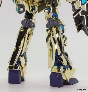 HGUC 유니콘 건담 3호기 페넥스 (디스트로이 모드) 골드 & 실버 세트 - 골드 코팅 부분 상세샷 (4/4)