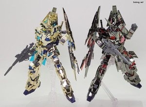 HGUC 유니콘 건담 3호기 페넥스 (디스트로이 모드) 골드 & 실버 세트 - 골드 & 실버 코팅 커플샷 (1/3)