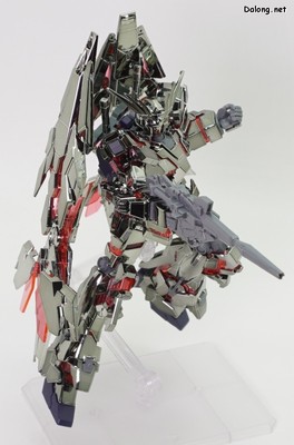 HGUC 유니콘 건담 3호기 페넥스 (디스트로이 모드) 골드 & 실버 세트 - 실버 코팅 액션 포즈 (3/4)