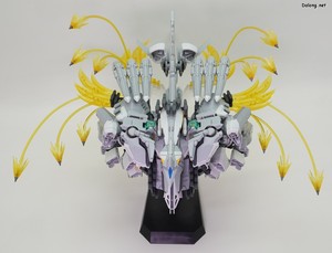 Gundam Base Xi Gundam / Pelelope Funnel Missile Effect Set - 하단부 이펙트 파츠를 수평으로 배치하고 HGUC 아류제우스 플라이트 폼에 적용한 모습. 옆으로 넓게 퍼지게 만드는게