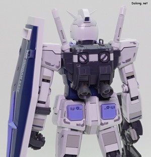 MG RX-78-2 Gundam Ver.3.0 [Gundambase Color] - Detail shots (2/4)
