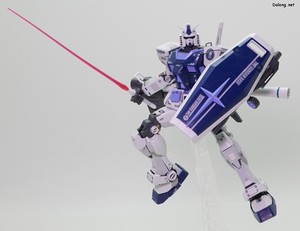 MG RX-78-2 Gundam Ver.3.0 [Gundambase Color] - Beam saber pose (1/2)
