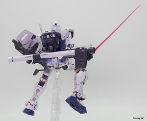 MG RX-78-2 Gundam Ver.3.0 [Gundambase Color] - Beam saber pose (2/2)