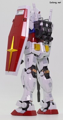 MG RX-78-2 Gundam Ver.3.0 [Titanium Finish] - Various angles (6/6)