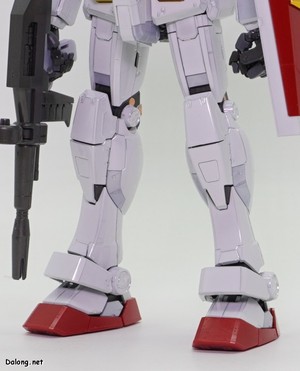 MG RX-78-2 Gundam Ver.3.0 [Titanium Finish] - Detail shots (3/4)