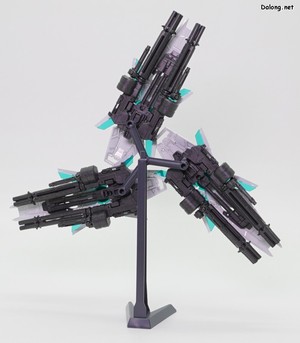 Gundam Base Unicorn Gundam (Final Battle Ver.) [Special Coating] - 3개의 실드와 6개의 개틀링을 모두 결합한 모습 (2/2)